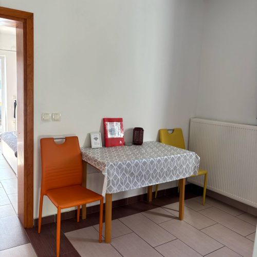 16d1fc13-d8d7-4c8e-84dc-5da1ae33c57a