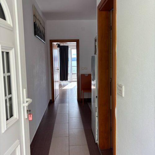 82891008-18e3-48a4-9f84-ec00892e4d39