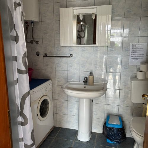 b1ae5d56-3edf-49d1-9463-6d35c4cadcaa