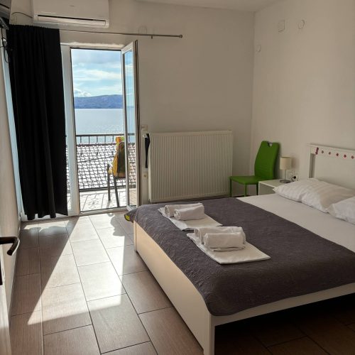 b33c4a47-94d8-4a47-b353-8ffc8133710b (1)