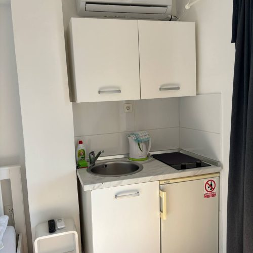 ddeba7b8-d47d-466f-a357-904e66bca87c