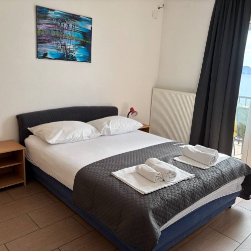 fc3f9a97-1feb-42c0-a761-01c597bbc88c