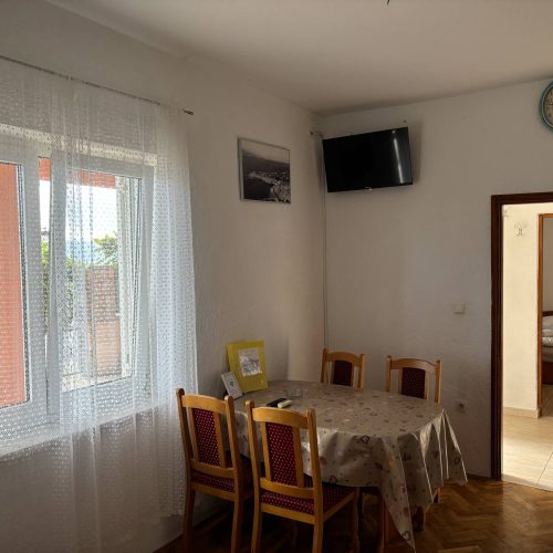 fef50b23-39c7-4d99-acc9-37877b6727bb